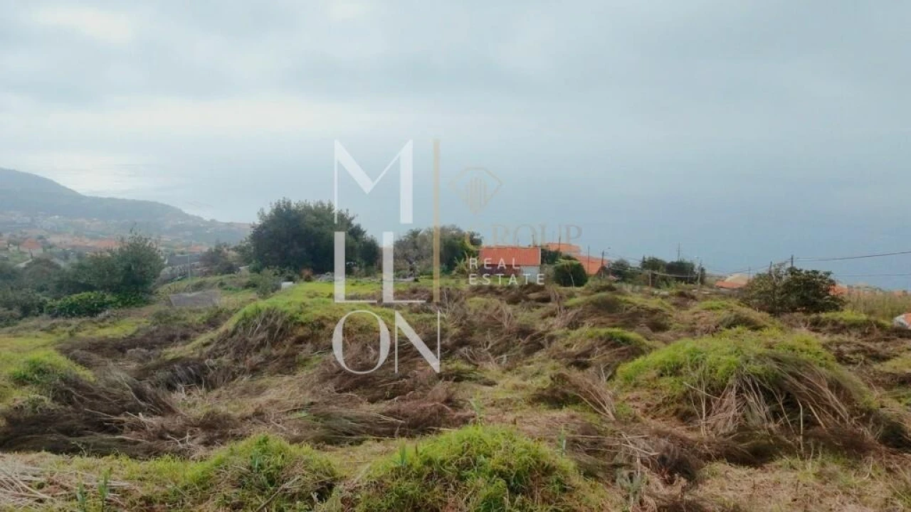 Terreno para Venda em Estreito da Calheta Foto 5