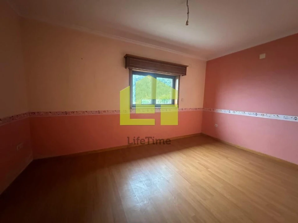 Moradia T3 para Venda em Alijo Foto 10