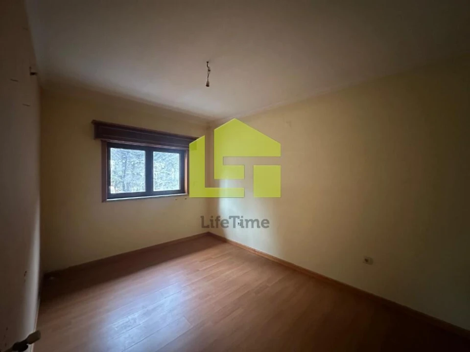 Moradia T3 para Venda em Alijo Foto 6