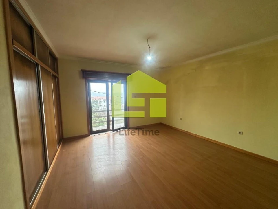 Moradia T3 para Venda em Alijo Foto 11