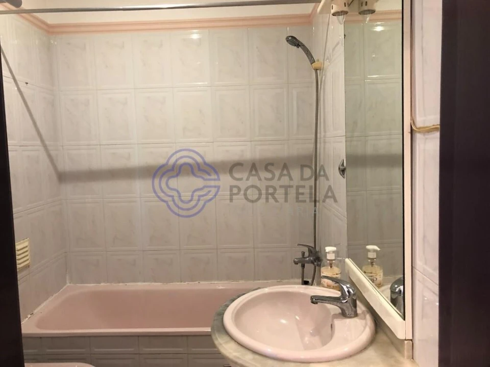 Apartamento T1 para Venda em Seixal, Arrentela e Aldeia de Paio Pires Foto 9