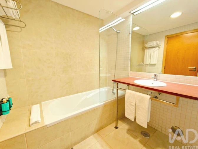 Apartamento T1 para Venda em Portimão Foto 17