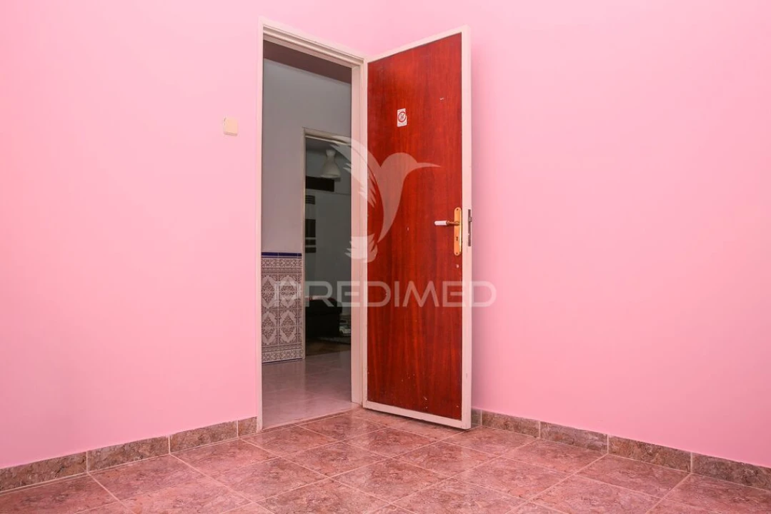 Apartamento T3 para Venda em Camarate, Unhos e Apelação Foto 10