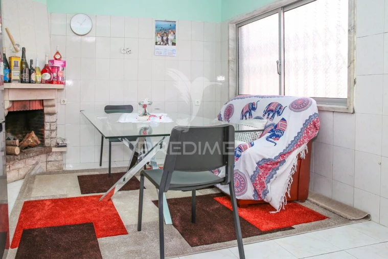 Apartamento T3 para Venda em Camarate, Unhos e Apelação Foto 3
