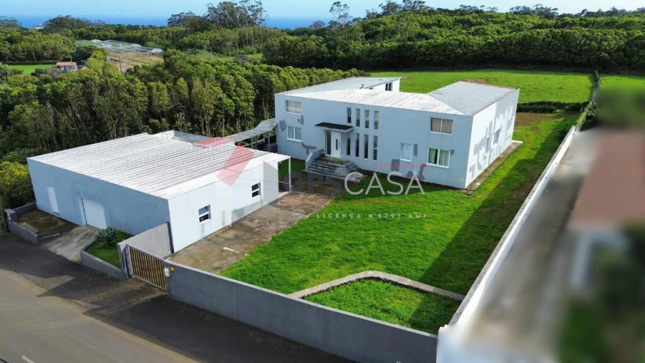 Moradia T4 para Venda em Fonte do Bastardo Foto 51