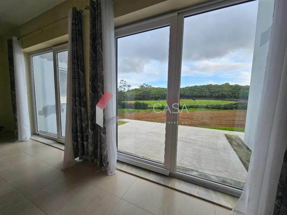 Moradia T4 para Venda em Fonte do Bastardo Foto 11