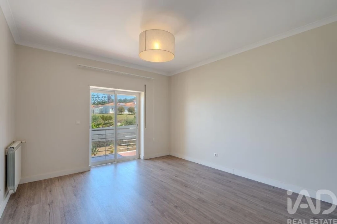 Apartamento T3 para Venda em Ericeira Foto 16