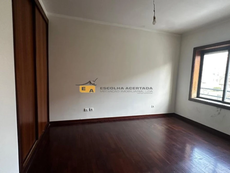Apartamento T2 para Venda em Valongo Foto 10