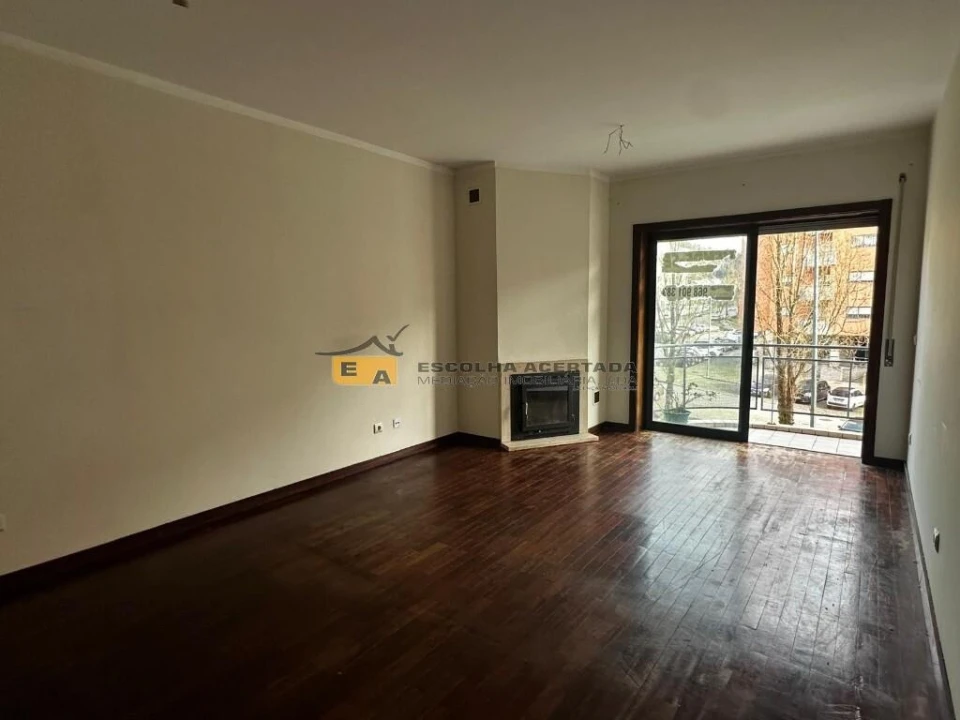 Apartamento T2 para Venda em Valongo Foto 5