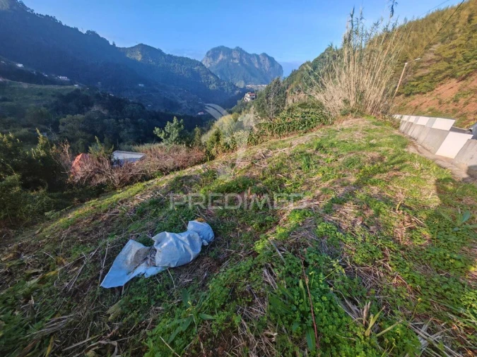 Terreno para Venda em Porto da Cruz Foto 7