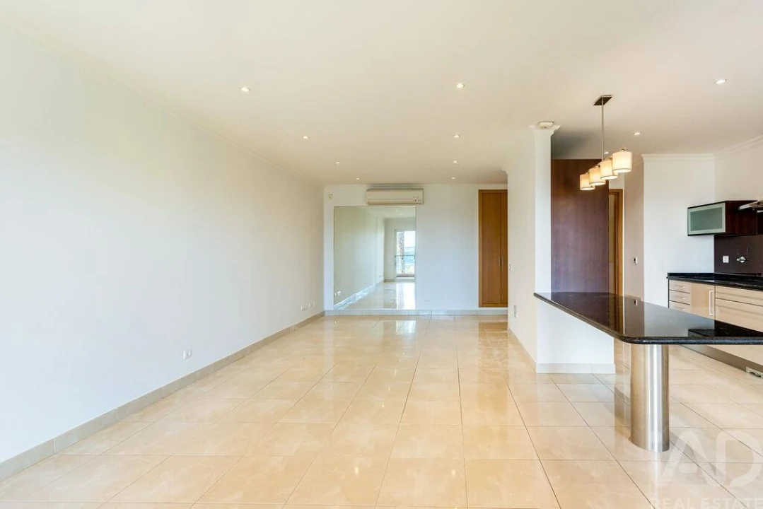 Apartamento T3 para Venda em Lagos (São Sebastião e Santa Maria) Foto 4