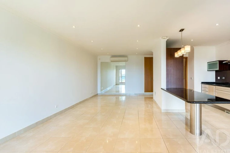 Apartamento T3 para Venda em Lagos (São Sebastião e Santa Maria) Foto 4