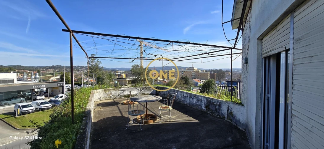 Moradia T6 para Venda em Vila Nova de Famalicão e Calendário Foto 5