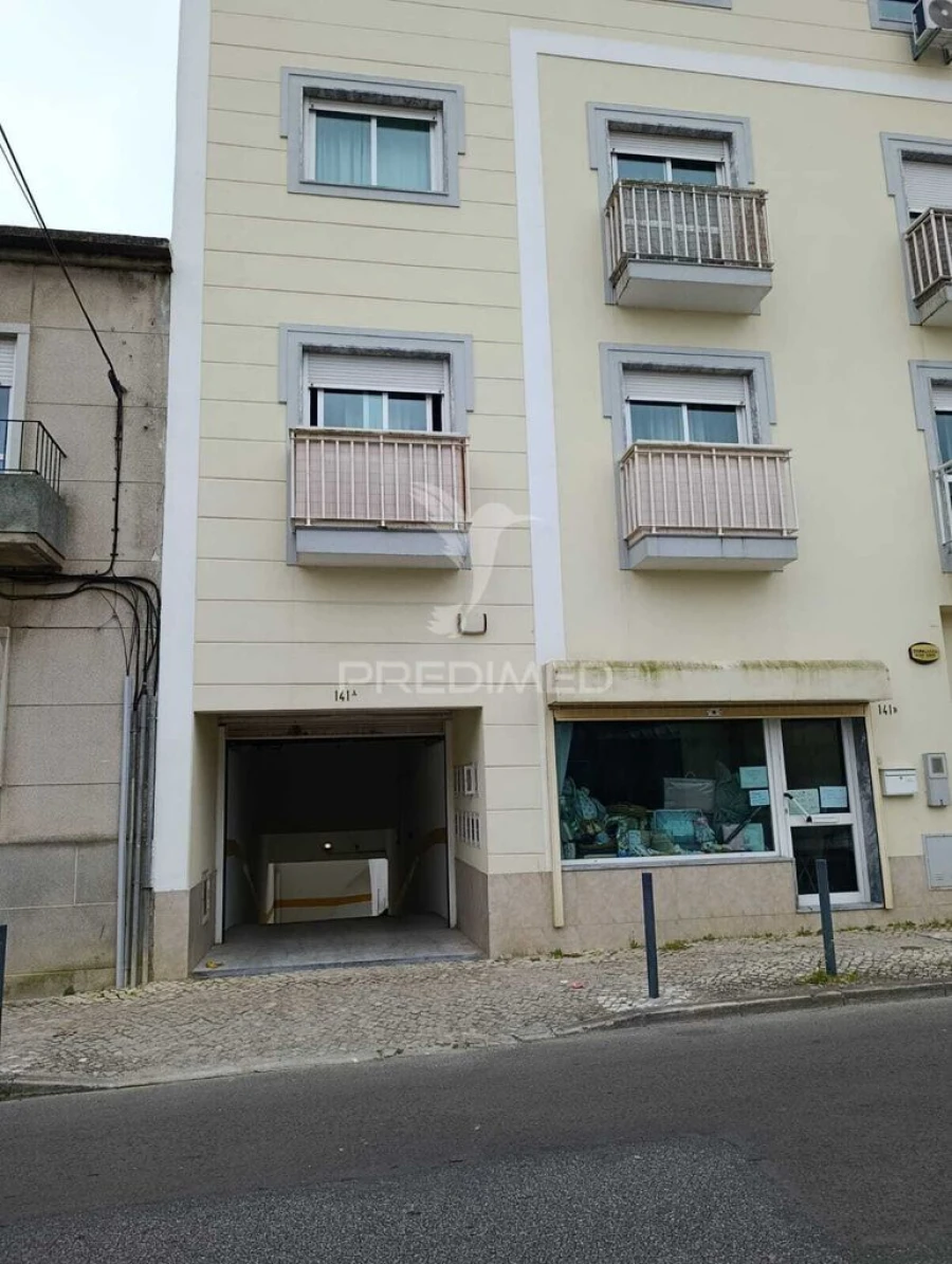 Garagem para Arrendamento em Setubal (São Sebastião) Foto 1