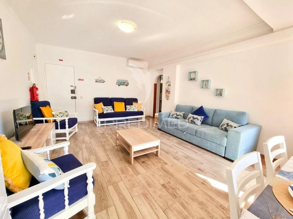 Apartamento T2 para Venda em Portimão Foto 2