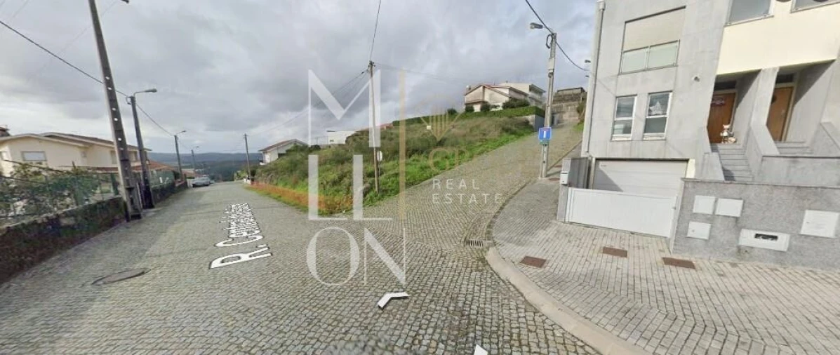 Terreno para Venda em Rebordosa Foto 2