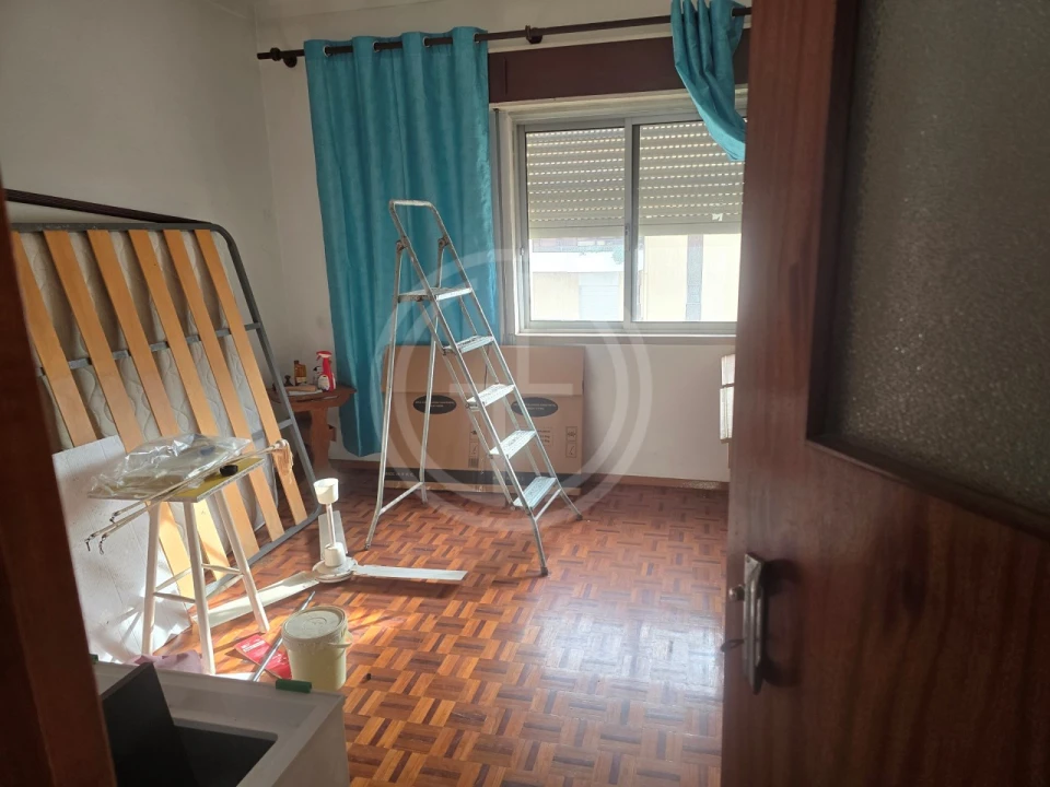 Apartamento T3 para Venda em Faro (Sé e São Pedro) Foto 5