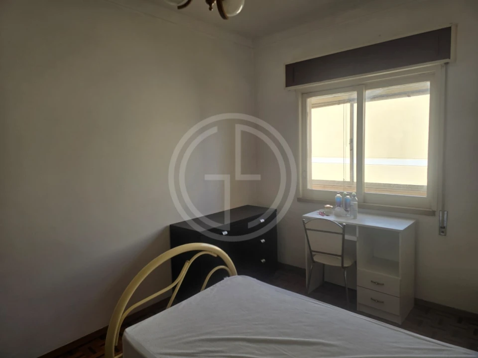 Apartamento T3 para Venda em Faro (Sé e São Pedro) Foto 7