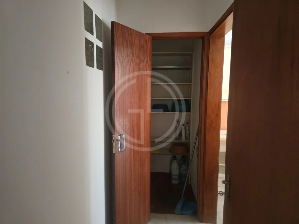 Apartamento T3 para Venda em Faro (Sé e São Pedro) Foto 20