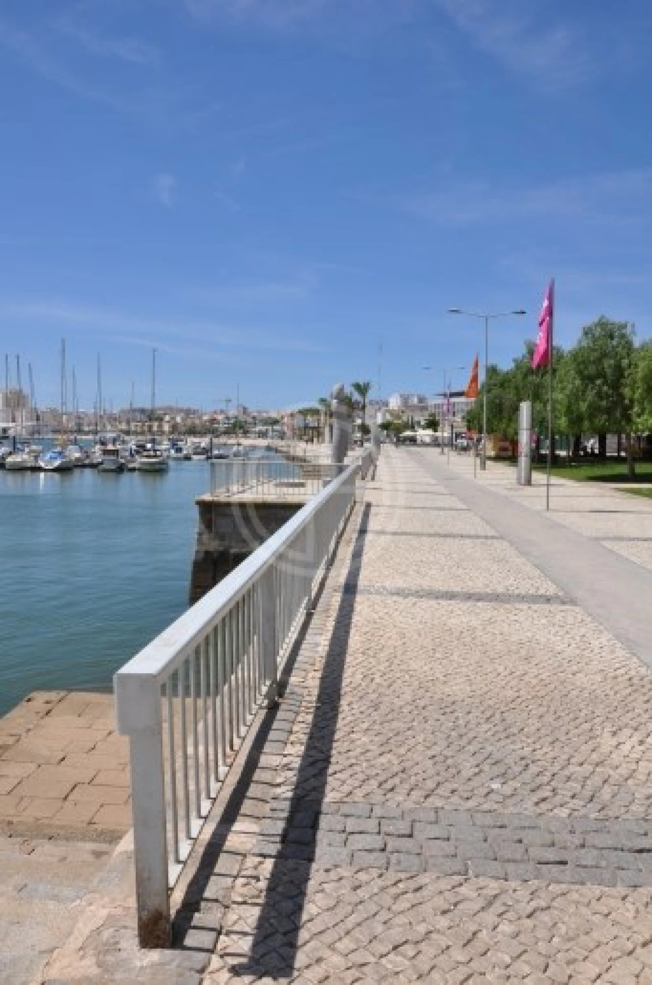 Apartamento T3 para Venda em Alvor Foto 19