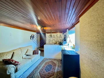 Moradia T2 para Venda em Pomares