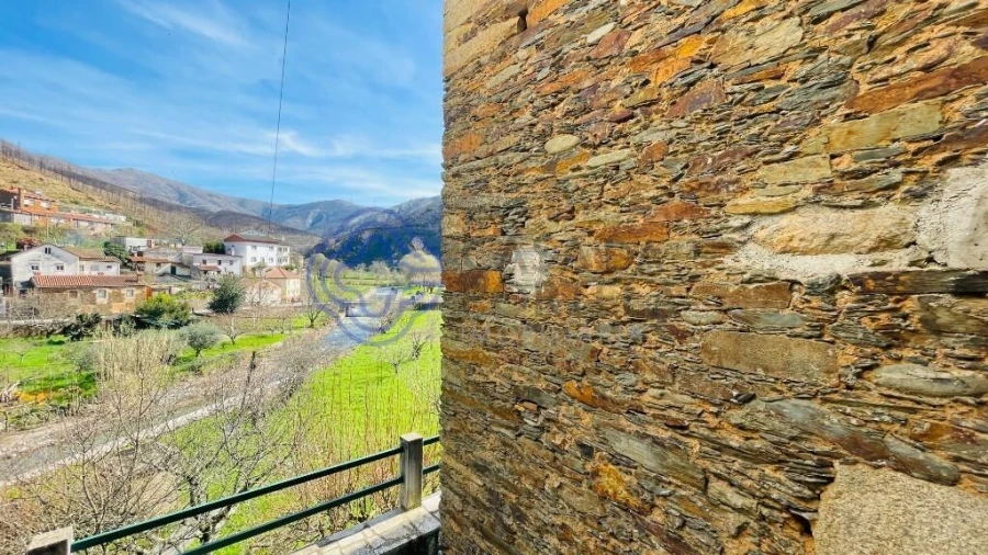 Moradia T2 para Venda em Pomares Foto 19