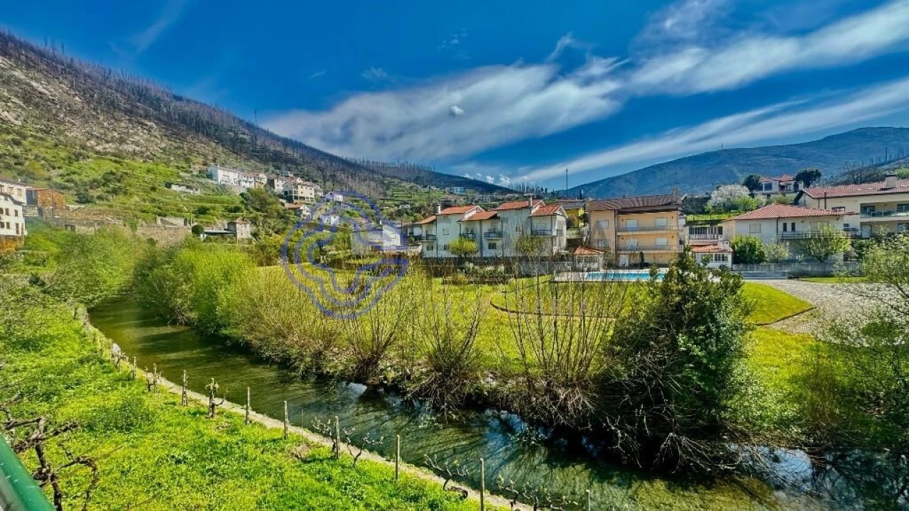 Moradia T2 para Venda em Pomares Foto 30