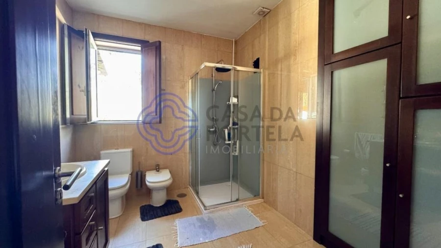 Moradia T3 para Venda em Macieira de Cambra Foto 9