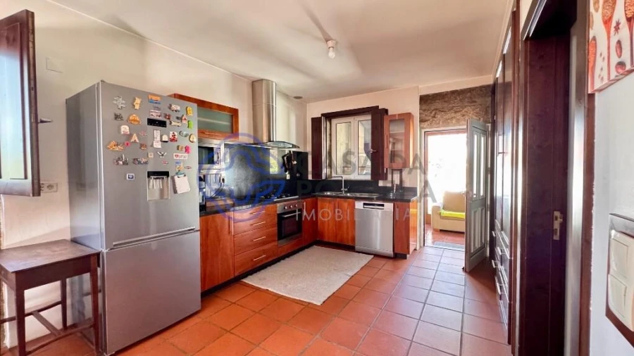 Moradia T3 para Venda em Macieira de Cambra Foto 3