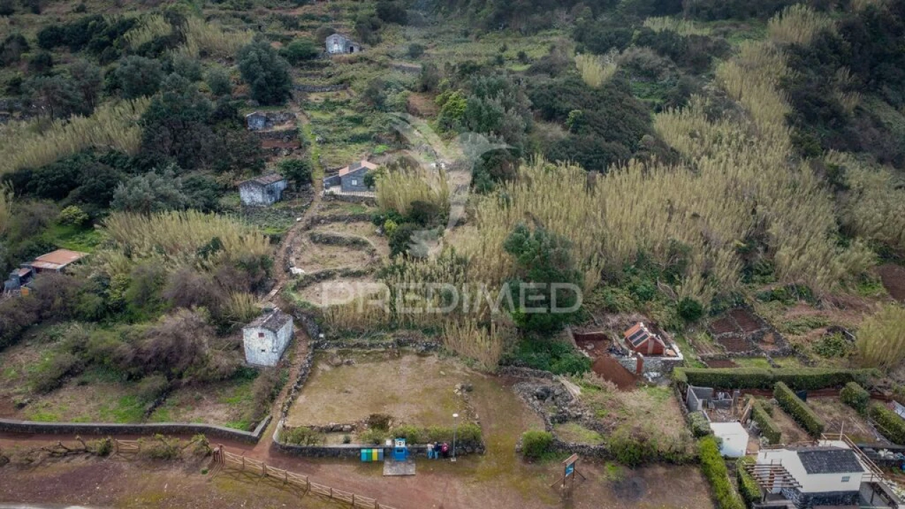 Moradia para Venda em Rosais Foto 3