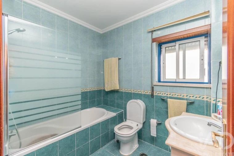 Apartamento T3 para Venda em Marinha Grande Foto 18