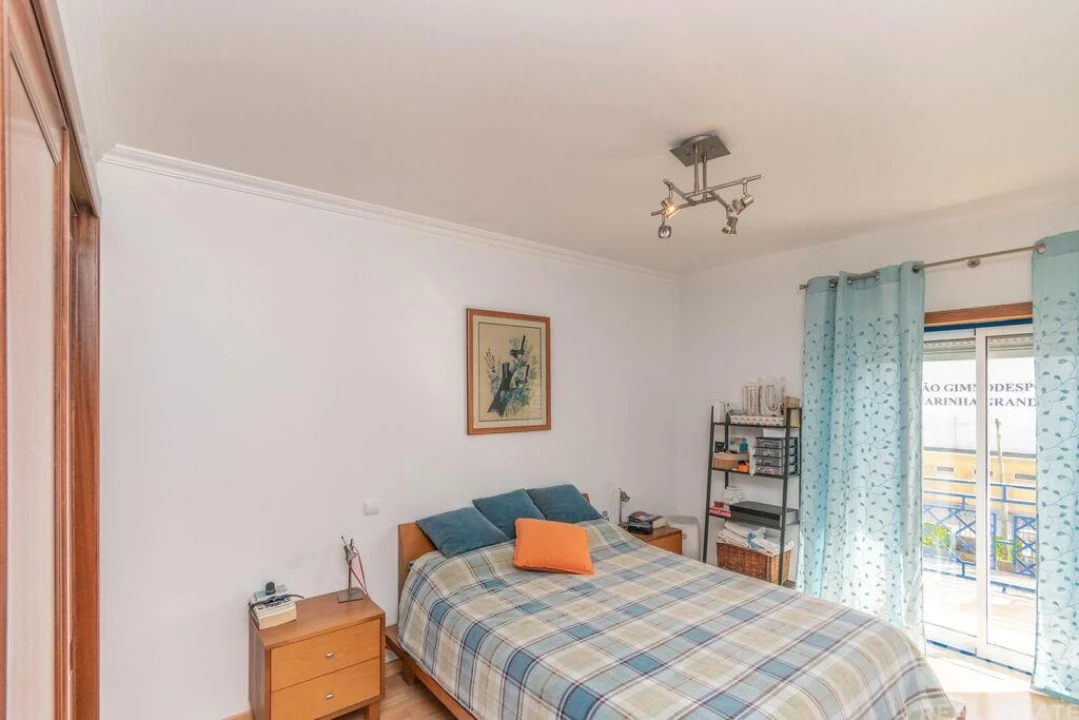 Apartamento T3 para Venda em Marinha Grande Foto 19