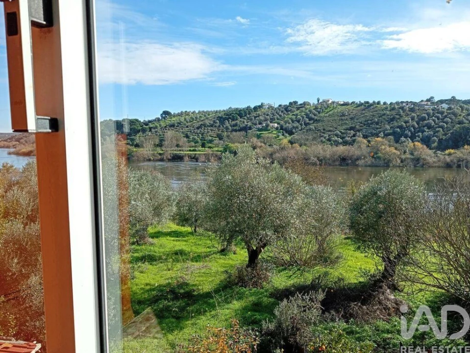 Moradia T7 para Venda em Praia do Ribatejo Foto 10