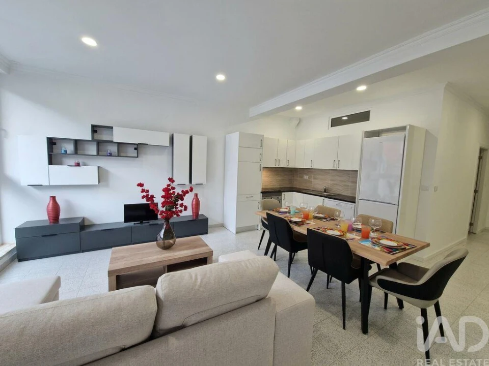 Apartamento T1 para Venda em Lagoa e Carvoeiro Foto 1