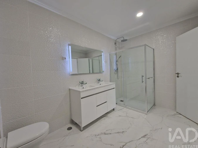 Apartamento T1 para Venda em Lagoa e Carvoeiro Foto 17