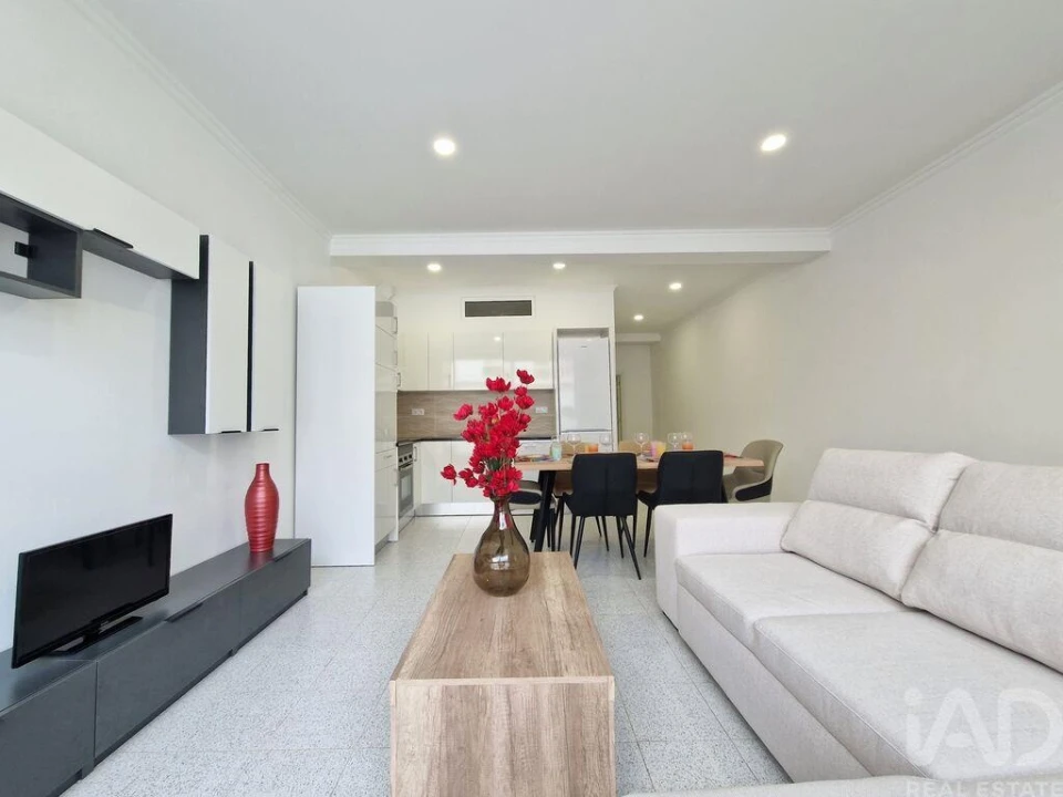 Apartamento T1 para Venda em Lagoa e Carvoeiro Foto 2