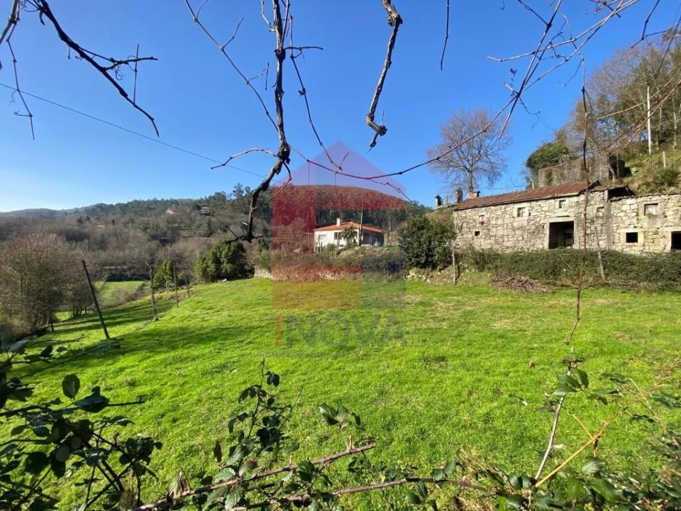 Moradia para Venda em Aboim da Nóbrega e Gondomar Foto 36