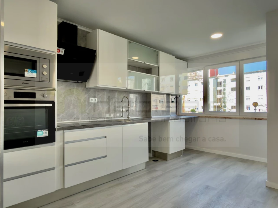 Apartamento T2 para Venda em Oeiras e São Julião da Barra, Paço de Arcos e Caxias Foto 5