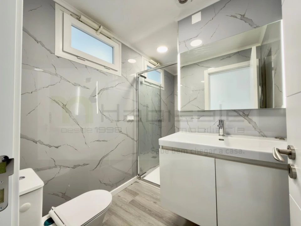 Apartamento T2 para Venda em Oeiras e São Julião da Barra, Paço de Arcos e Caxias Foto 16