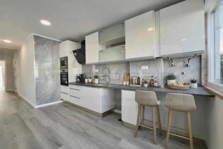 Apartamento T2 para Venda em Oeiras e São Julião da Barra, Paço de Arcos e Caxias Foto 2