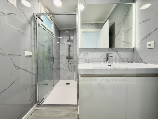 Apartamento T2 para Venda em Oeiras e São Julião da Barra, Paço de Arcos e Caxias Foto 18