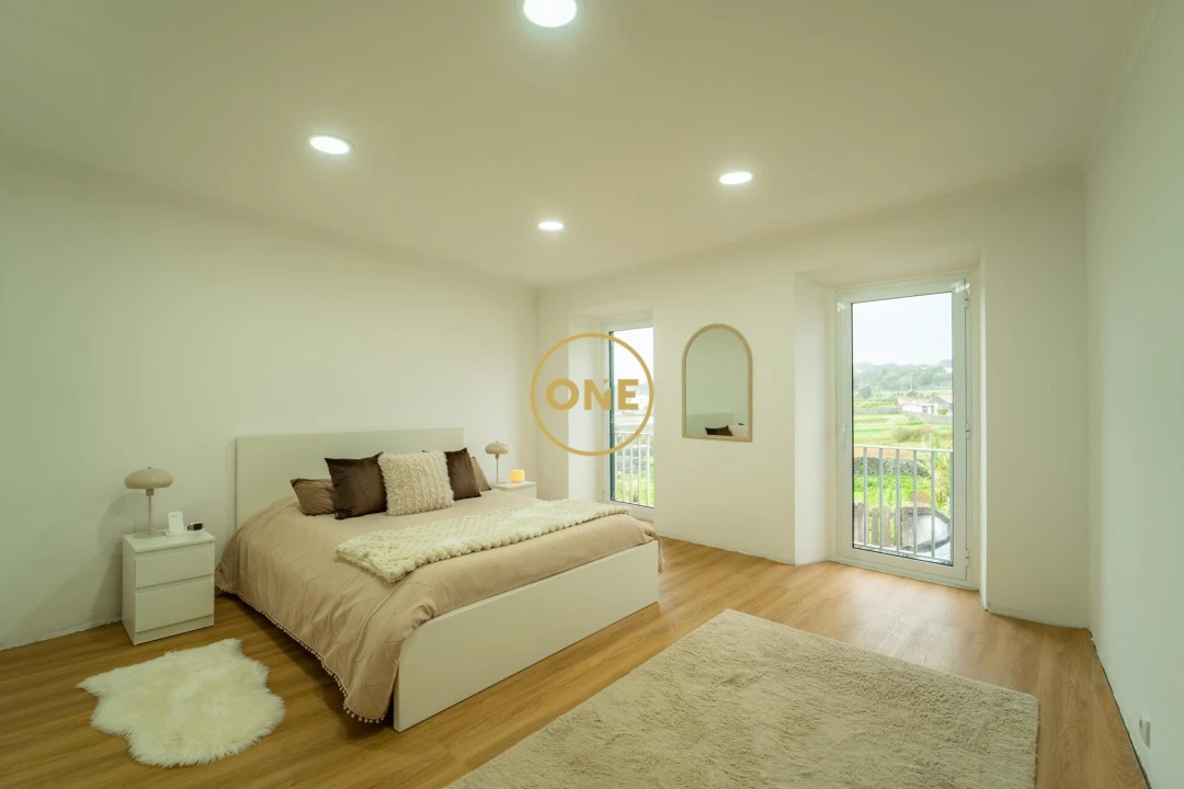 Moradia T2 para Venda em Rosto do Cão (Livramento) Foto 6