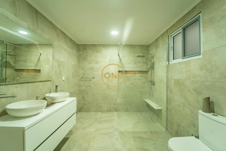 Moradia T2 para Venda em Rosto do Cão (Livramento) Foto 5