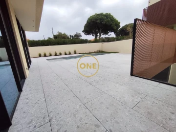 Moradia T5 para Venda em Cascais e Estoril