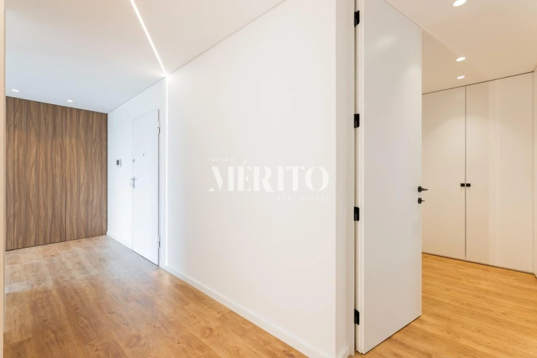 Apartamento T2 para Venda em Caldelas Foto 46