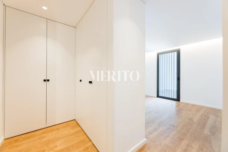 Apartamento T2 para Venda em Caldelas Foto 11