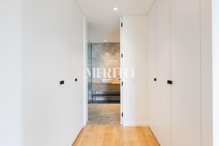 Apartamento T2 para Venda em Caldelas Foto 48