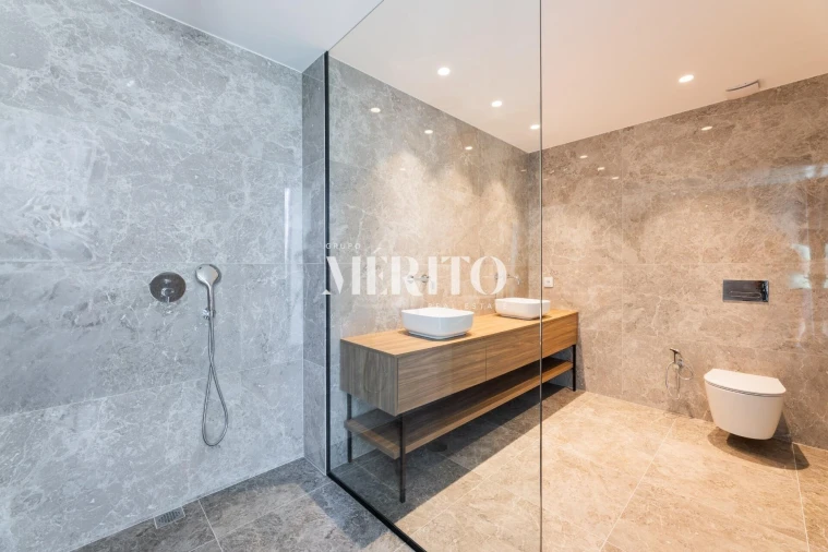 Apartamento T2 para Venda em Caldelas Foto 22