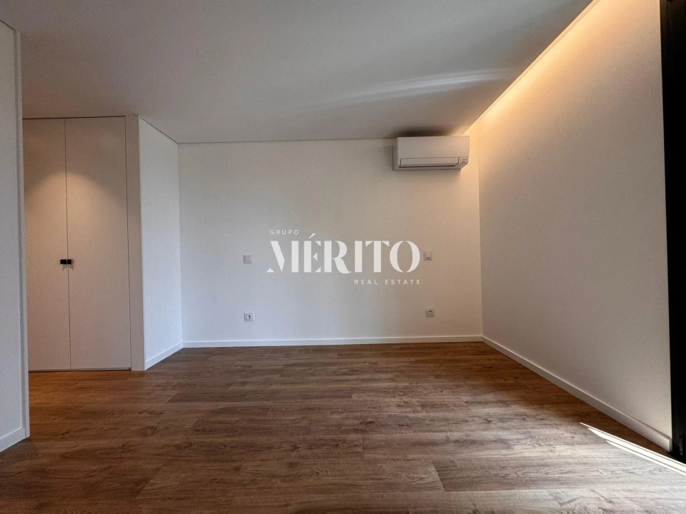 Apartamento T2 para Venda em Caldelas Foto 42
