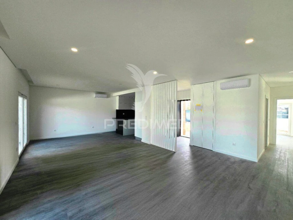 Moradia T3 para Venda em Azeitão (São Lourenço e São Simão) Foto 12